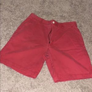 Izod Men’s Red Khaki Shorts